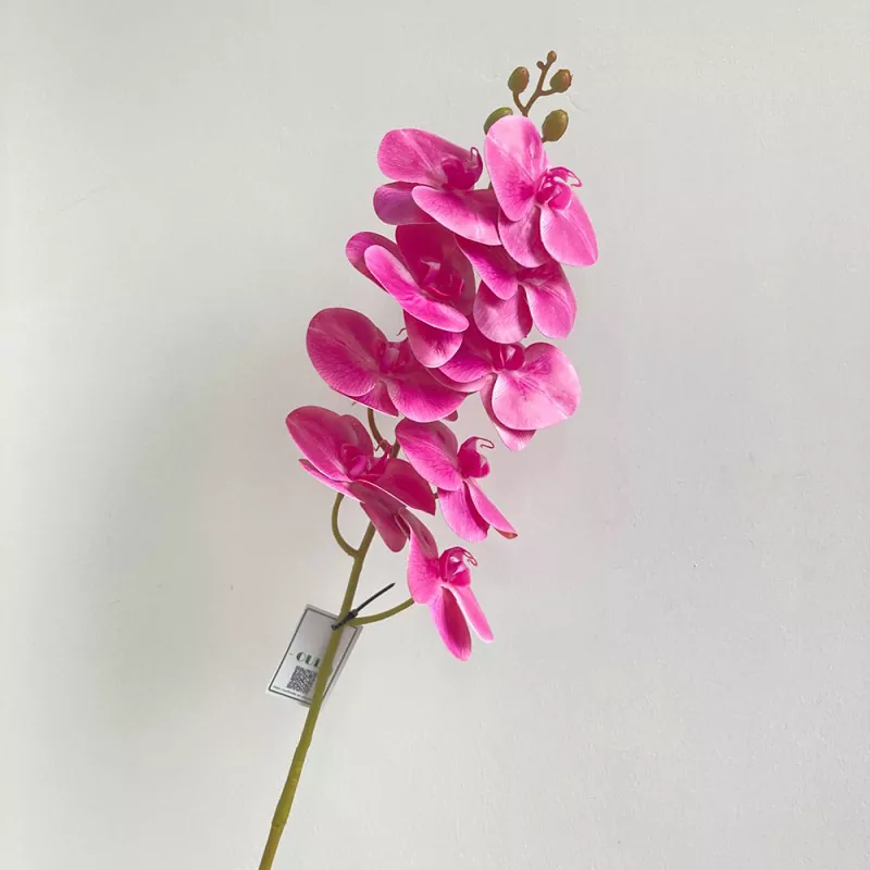 wedding table decor with silk orchid